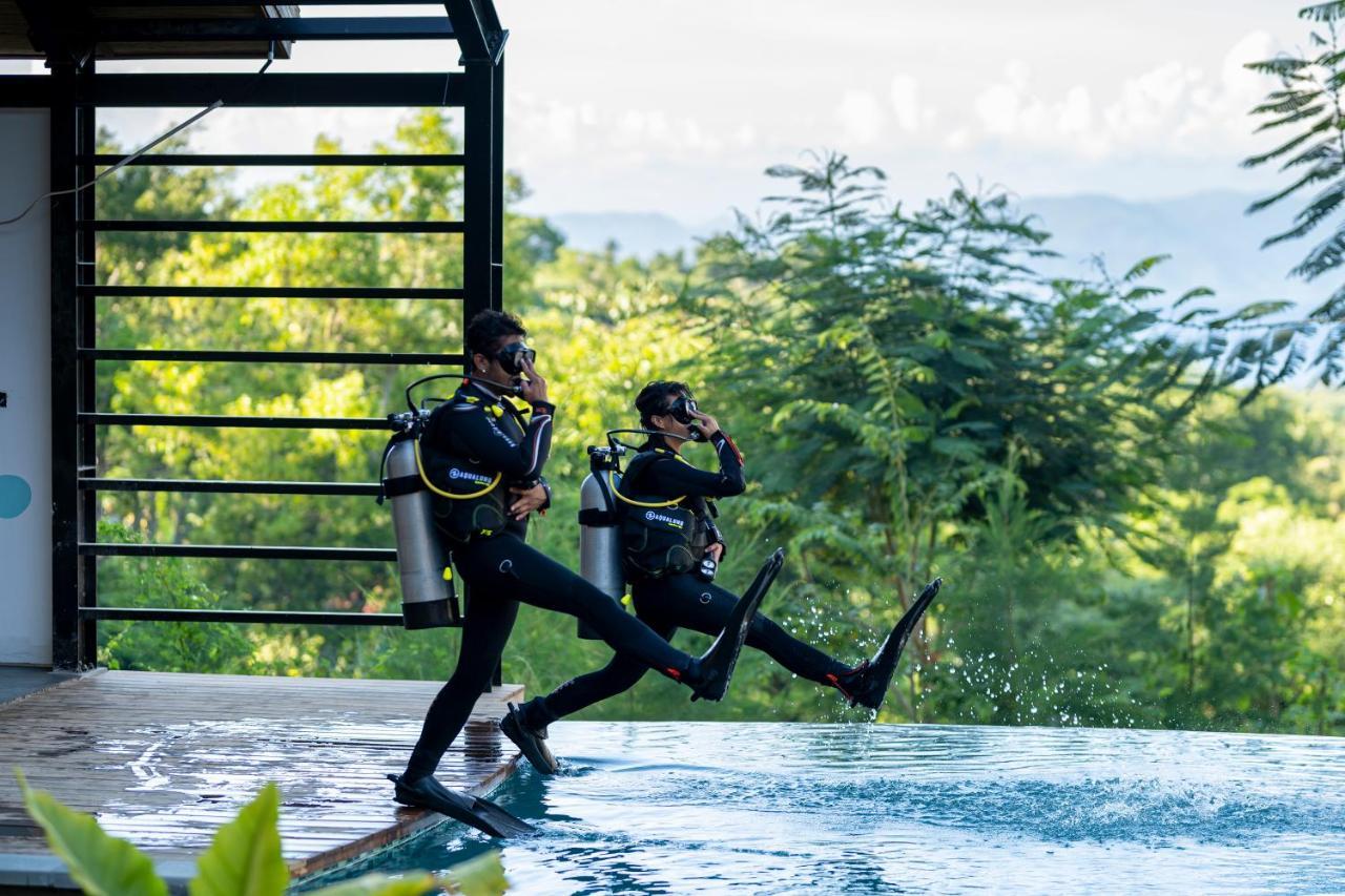Deep Roots Dive & Yoga Resort Ped 外观 照片