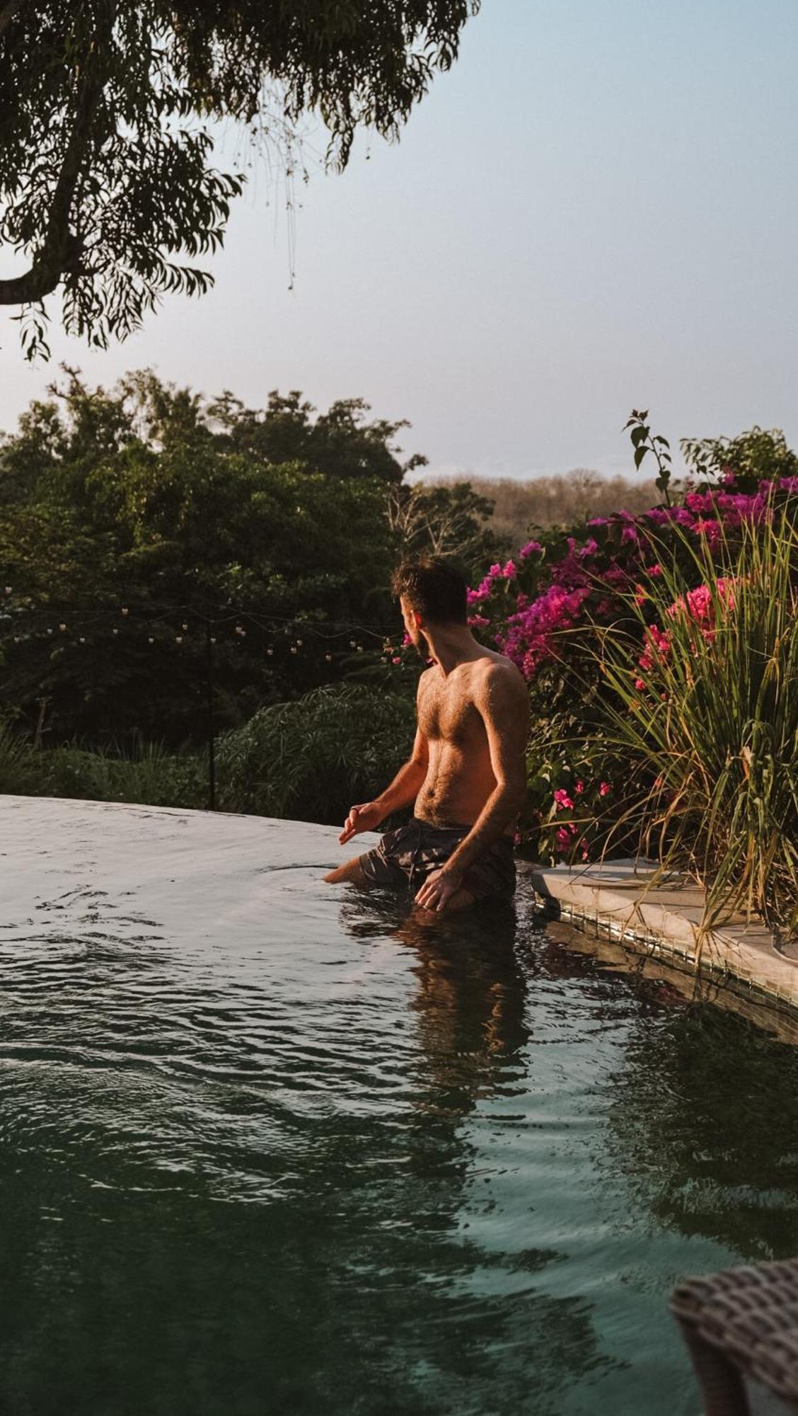 Deep Roots Dive & Yoga Resort Ped 外观 照片